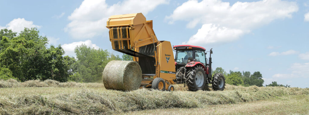 504r-signature-baler-hero-desktop