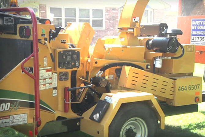 bc1200xl-gas-brush-chipper-promo