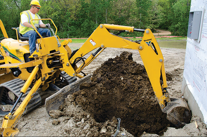 rtx750-backhoe-in-action