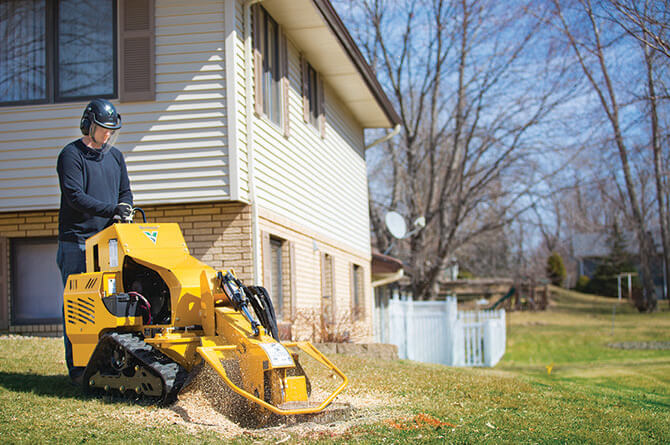 sc30tx-stump-cutter-in-action