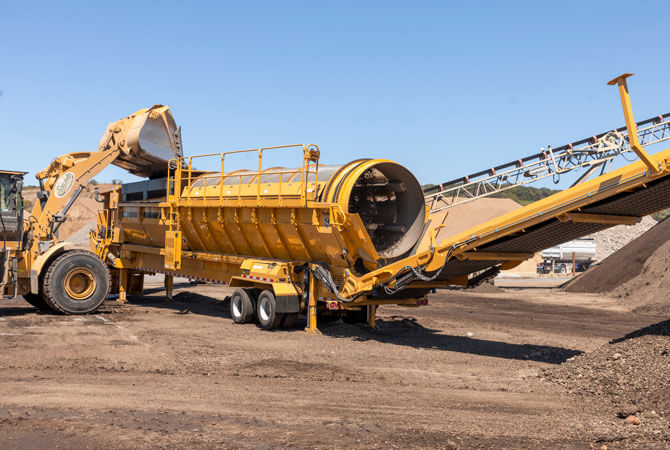 tr626-trommel-screen-drum-and-conveyor