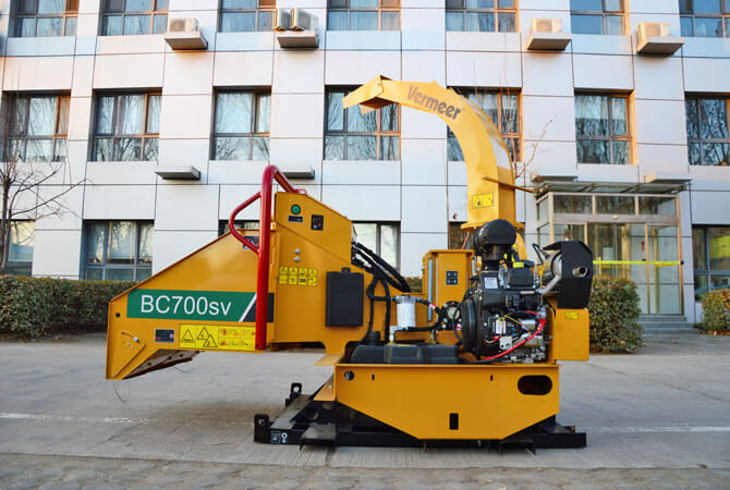 vermeer-bc700sv-wood-chipper